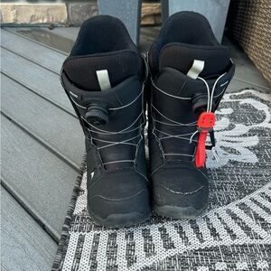 BURTON SIZE 7.5 MOTO BOA BOOTS